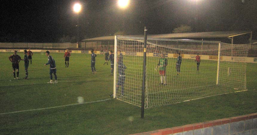 Hayes & Yeading v Welling United